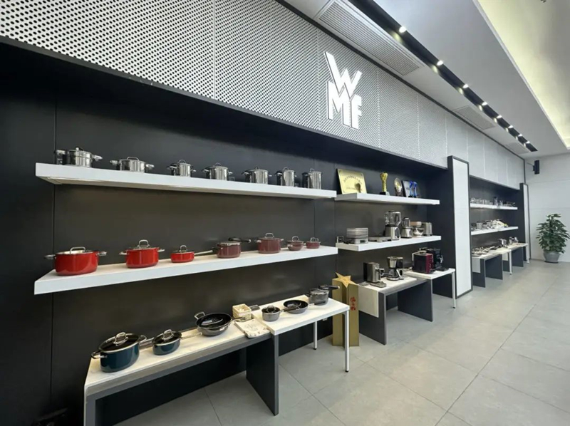 16883556713616597ILC.jpg 01.jpg