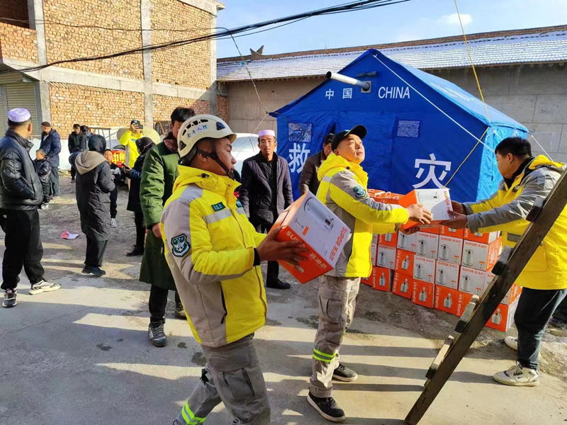 1706580416710517rcL6.jpg 04.jpg