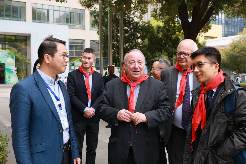 1711692893573326xI8V.jpg 02.jpg