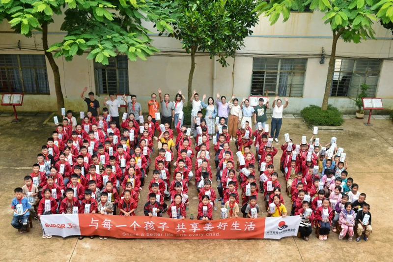 1727247863823921vhxb.jpg 04.jpg